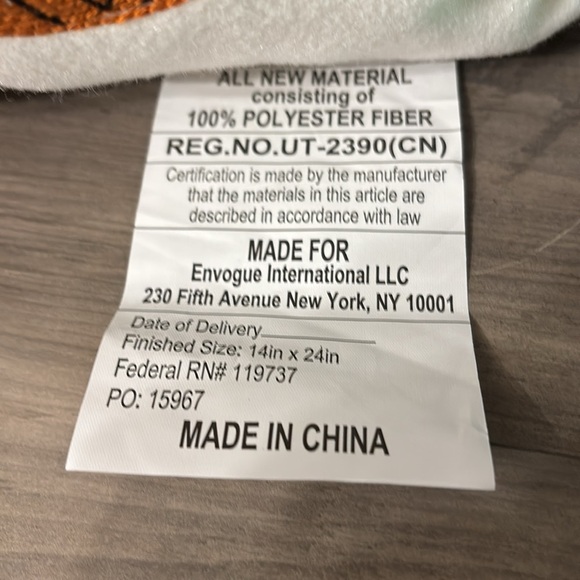 ENVOGUE CREEPY BEAR CRITTERS FAUX FUR HALLOWEEN THROW PILLOW NWT EMBROIDERY - Picture 6 of 15